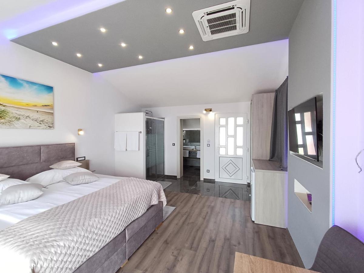 Apartments Jaksic Трогир Экстерьер фото