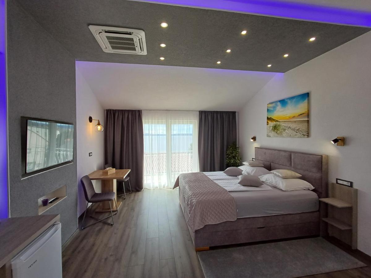 Apartments Jaksic Трогир Экстерьер фото