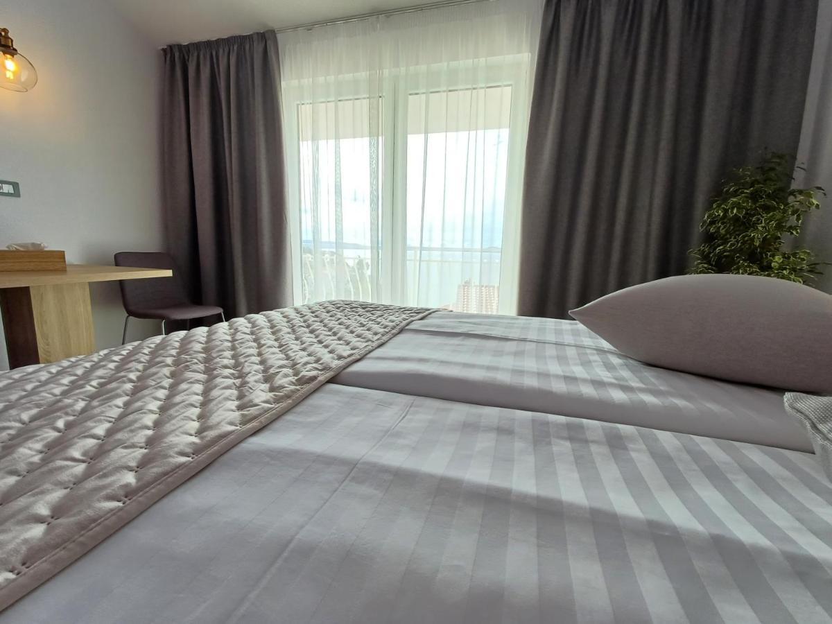 Apartments Jaksic Трогир Экстерьер фото