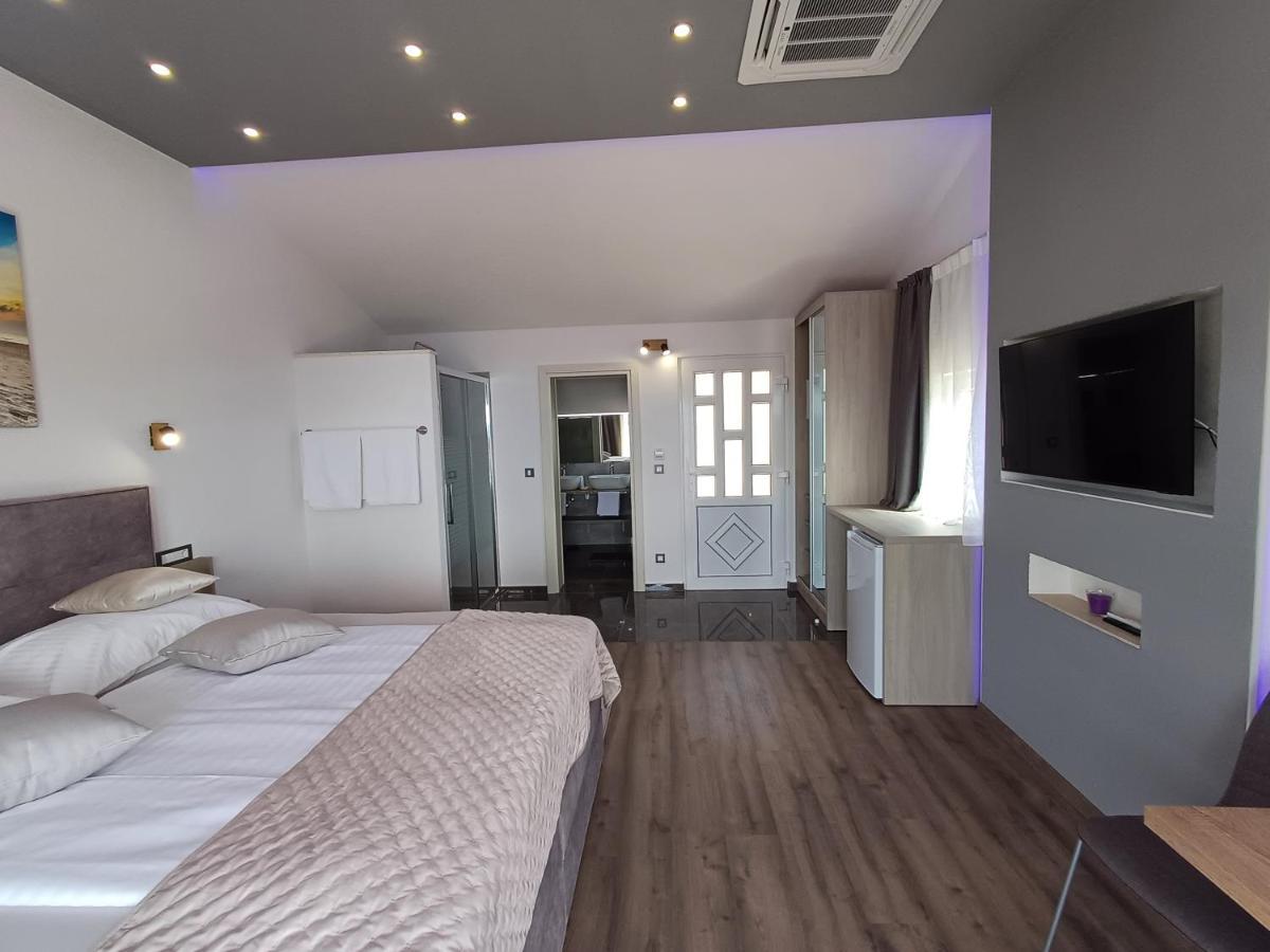 Apartments Jaksic Трогир Экстерьер фото