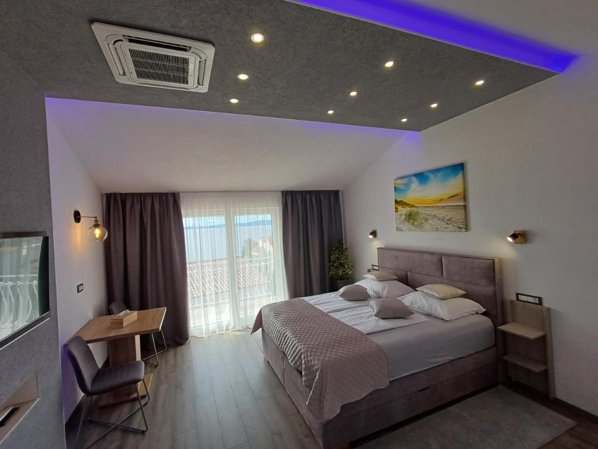 Apartments Jaksic Трогир Экстерьер фото