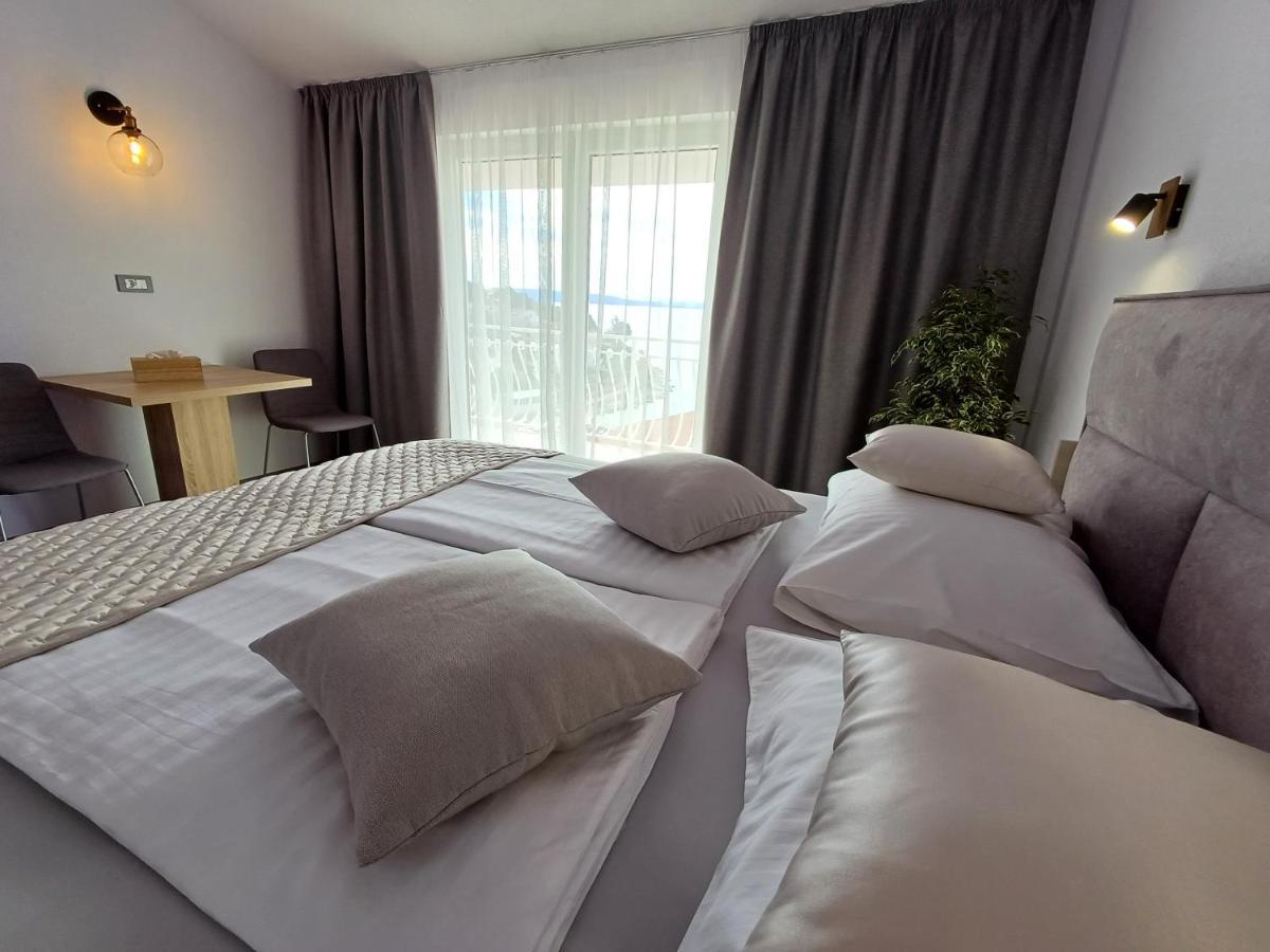 Apartments Jaksic Трогир Экстерьер фото