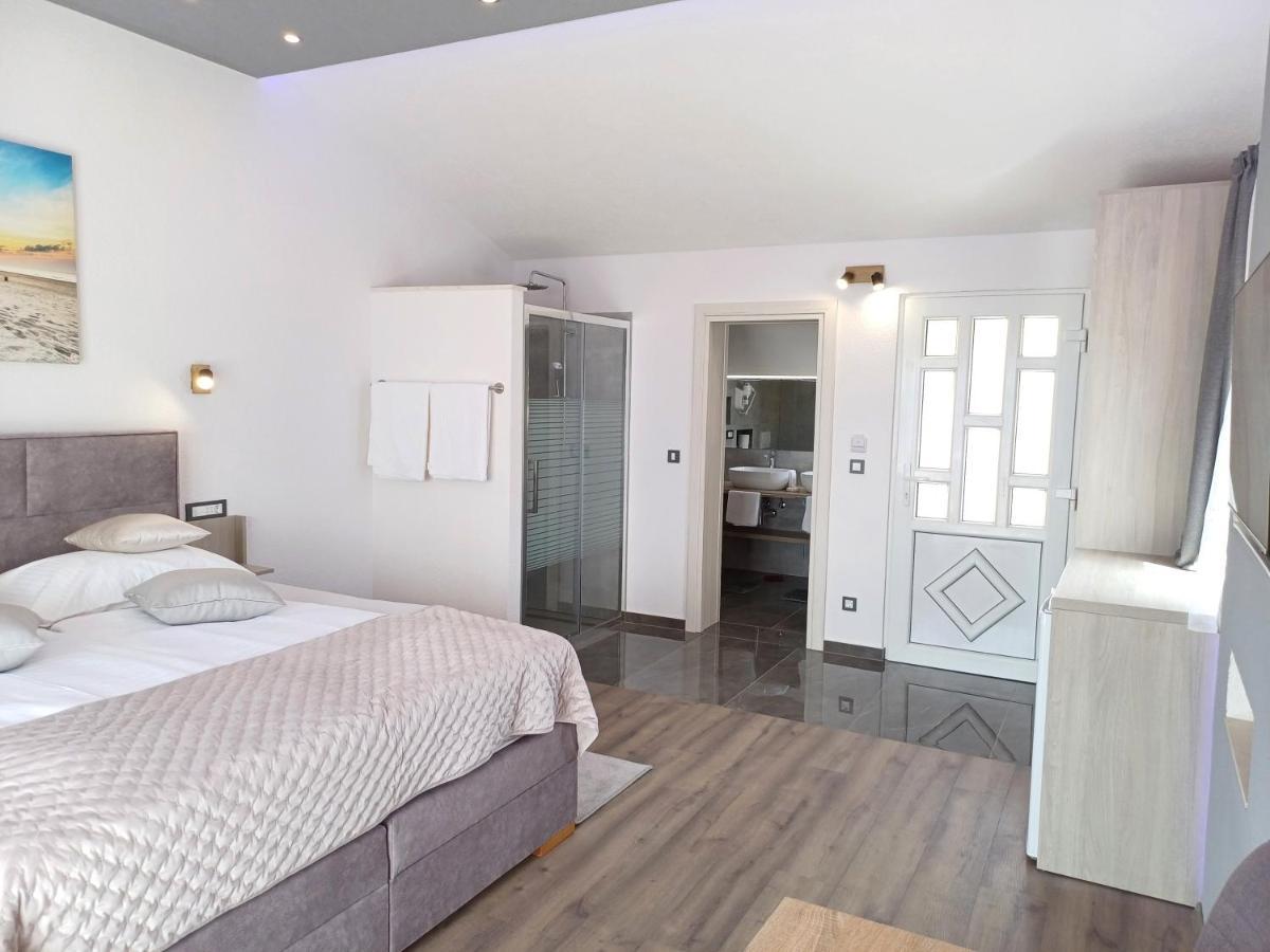 Apartments Jaksic Трогир Экстерьер фото